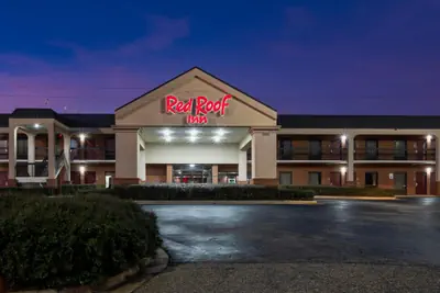 Photo 3 - Red Roof Inn Prattville