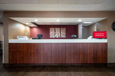 Photo 4 - Red Roof Inn Prattville