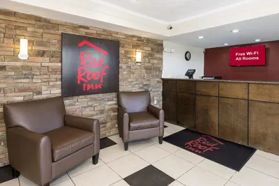 Photo 3 - Red Roof Inn Bloomington - Normal/University
