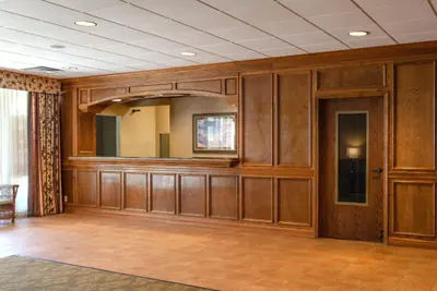 Photo 4 - Red Roof Inn & Suites DeKalb