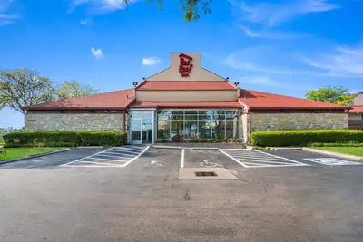 Photo 2 - Red Roof Inn Columbus - Grove City