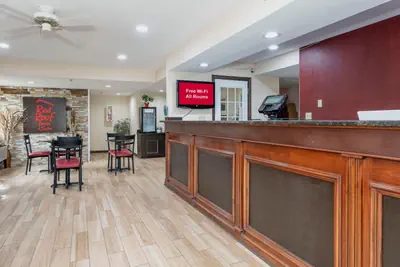 Photo 4 - Red Roof Inn & Suites Rome