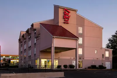 Photo 2 - Red Roof Inn & Suites Philadelphia - Bellmawr