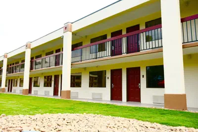 Photo 3 - Red Roof Inn & Suites Commerce - Athens