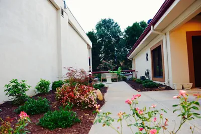 Photo 5 - Red Roof Inn & Suites Commerce - Athens