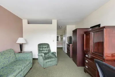 Photo 5 - Econo Lodge Kannapolis - Concord