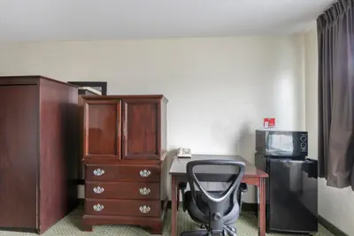 Photo 3 - Econo Lodge Kannapolis - Concord