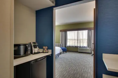 Photo 4 - Holiday Inn Express & Suites Findlay North by IHG