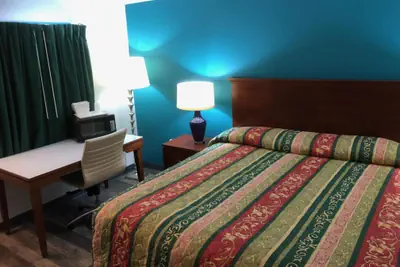 Photo 2 - The Georgetown Inn