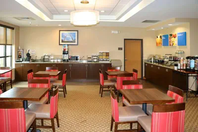 Photo 3 - Comfort Inn & Suites Sikeston I-55