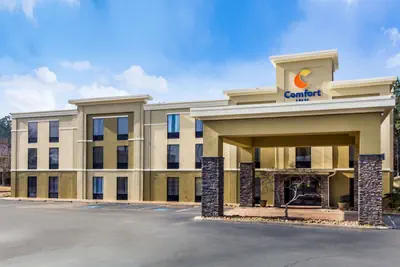 Photo 2 - Comfort Inn Acworth - Kennesaw Northwest