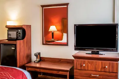 Photo 5 - Quality Inn Lima Northeast