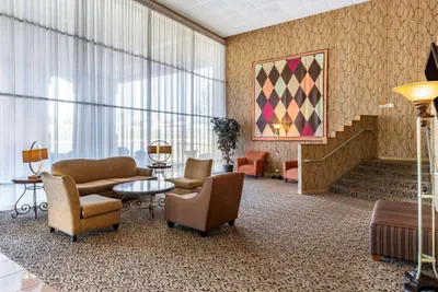 Photo 4 - Quality Inn & Suites - Greensboro-High Point