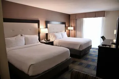 Photo 2 - Spark By Hilton Akron Fairlawn