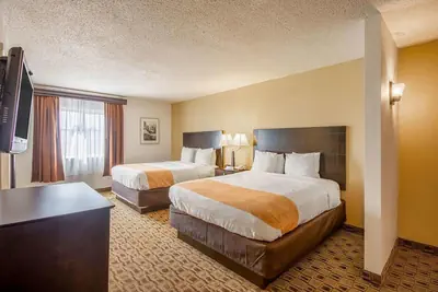 Photo 2 - Coratel Plus Suites Wichita West Airport