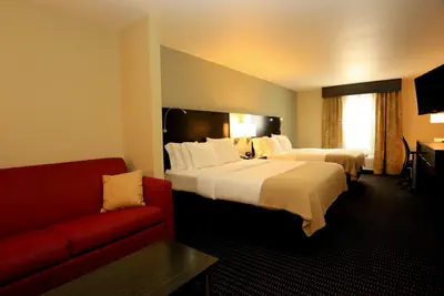 Photo 3 - Holiday Inn Express & Suites Marion Northeast by IHG