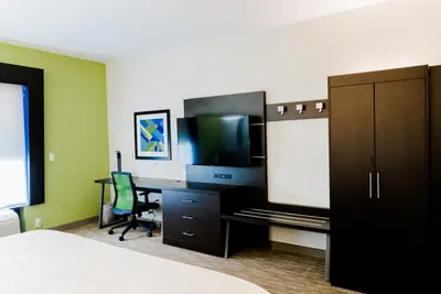 Photo 2 - Holiday Inn Express Hotel & Suites Greenville by IHG