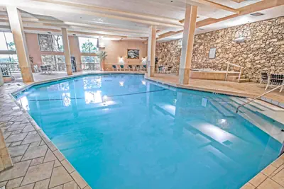 Photo 3 - Margaritaville Lake Resort Lake of the Ozarks