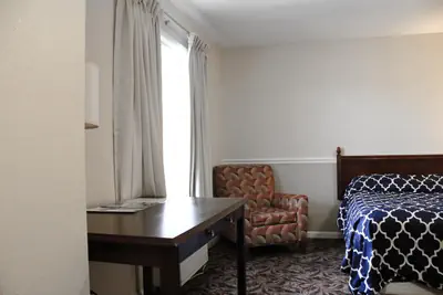 Photo 4 - Alpine Inn & Suites Rockford