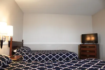 Photo 5 - Alpine Inn & Suites Rockford