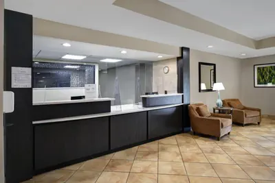 Photo 4 - Candlewood Suites Sumter by IHG