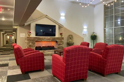 Photo 2 - University Inn of Carbondale by Hotel O