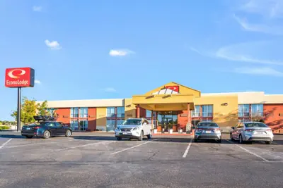 Photo 4 - Econo Lodge Grand Junction North