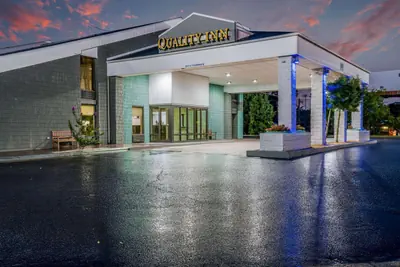 Photo 4 - Quality Inn Greenville near University