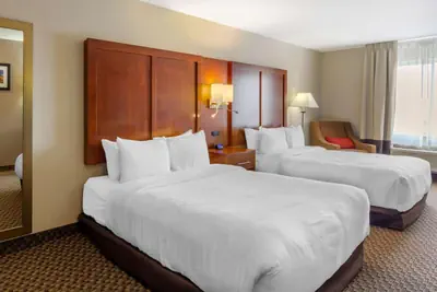 Photo 5 - Comfort Inn & Suites Sterling