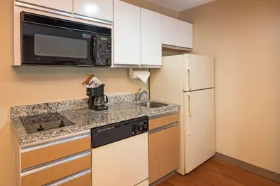 Photo 3 - MainStay Suites Chicago Hoffman Estates