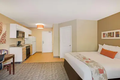 Photo 2 - MainStay Suites Chicago Schaumburg