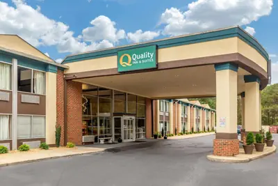 Photo 3 - Quality Inn & Suites Apex - Holly Springs NC