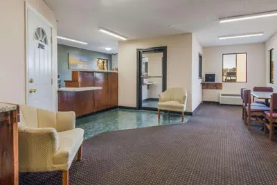 Photo 3 - Rodeway Inn & Suites Dublin