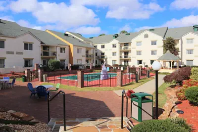 Photo 4 - Baymont by Wyndham Norcross Atlanta