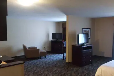 Photo 3 - Holiday Inn Express & Suites Zanesville North by IHG