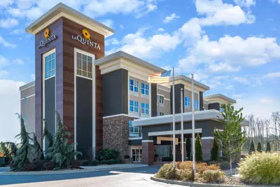 Photo 4 - La Quinta by Wyndham Forsyth