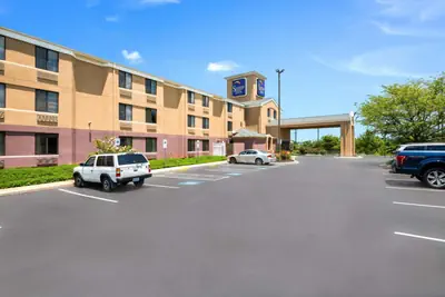 Photo 2 - Sleep Inn Statesville I-40