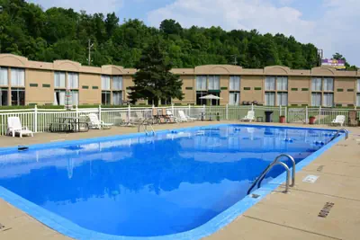 Photo 2 - Red Roof Inn Cambridge, OH