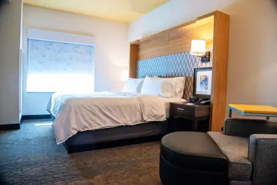 Photo 2 - Holiday Inn & Suites - Savannah Airport - Pooler by IHG