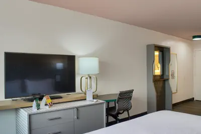 Photo 5 - Holiday Inn Mobile West I-10 by IHG