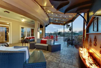 Photo 3 - The Mantissa Hotel