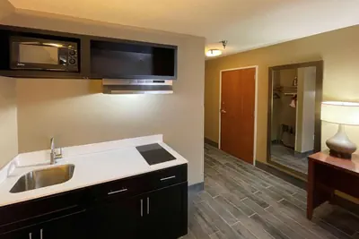 Photo 2 - Quality Inn & Suites I-40 East