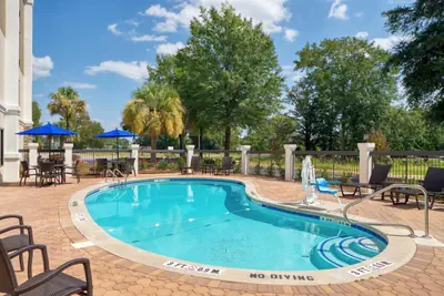 Photo 2 - Holiday Inn Express Statesboro by IHG