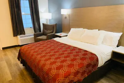 Photo 4 - Econo Lodge Crystal Coast