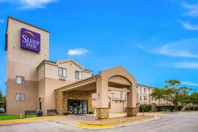 Photo 3 - Quality Inn Kansas City International Airport
