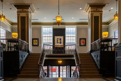 Photo 3 - voco The Tiger Hotel, Columbia, MO by IHG