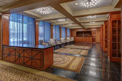 Photo 2 - Holiday Inn East Windsor - Cranbury Area