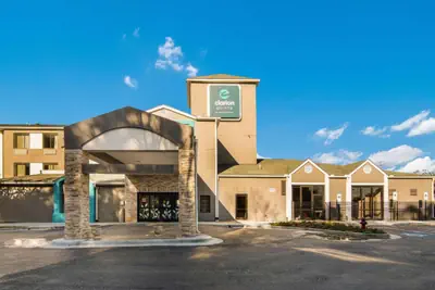 Photo 2 - Clarion Pointe Wake Forest - Raleigh North