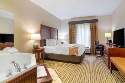 Photo 3 - Quality Inn & Suites Decatur - Atlanta East