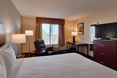 Photo 3 - Best Western Plus Gateway Inn & Suites - Aurora